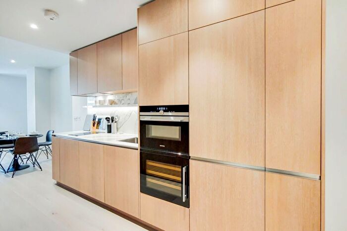 Studio To Rent In Park Drive, Docklands, London, E14
