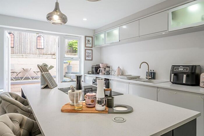 4 Bedroom Town House For Sale In The Breeze, Brierley Hill, DY5