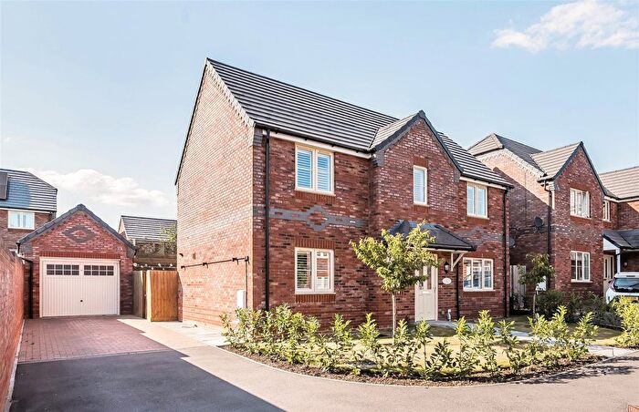 4 Bedroom Detached House For Sale In Centenary Close, Hilperton, BA14