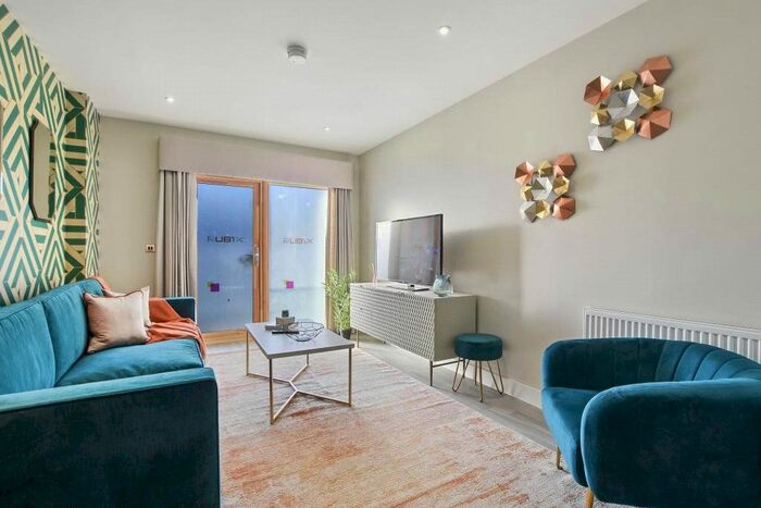 2 Bedroom Flat To Rent In Rubix House, High Street, Southall, UB1