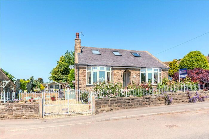 3 Bedroom Bungalow For Sale In Dry Hill Lane, Denby Dale, Huddersfield, West Yorkshire, HD8