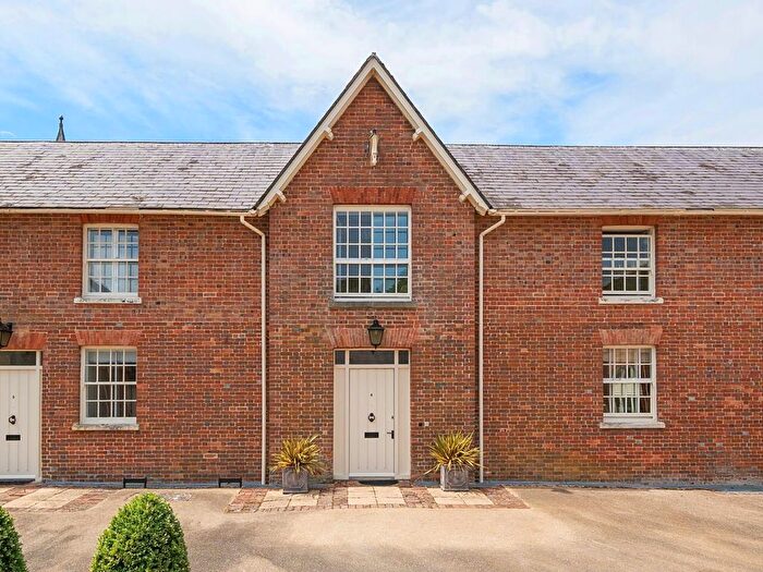 3 Bedroom Property For Sale In Walpole Court, Puddletown, Dorchester, DT2