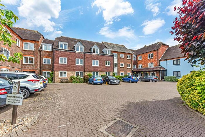 2 Bedroom Retirement Property For Sale In Henty Gardens, The Maltings Henty Gardens, PO19