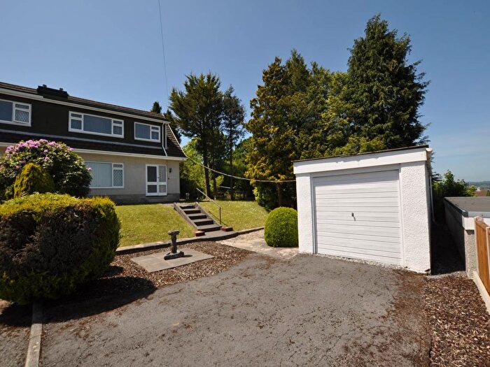 3 Bedroom Property To Rent In St Annes, Cwmffrwd, SA31