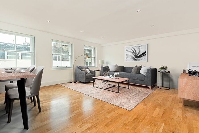 2 Bedroom Flat To Rent In Berwick Street, Soho, W1F