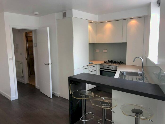 1 Bedroom Flat To Rent In St. Pauls Road, London, N1