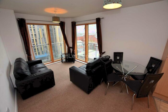 2 Bedroom Apartment To Rent In Jefferson Place, Greenquarter, M4