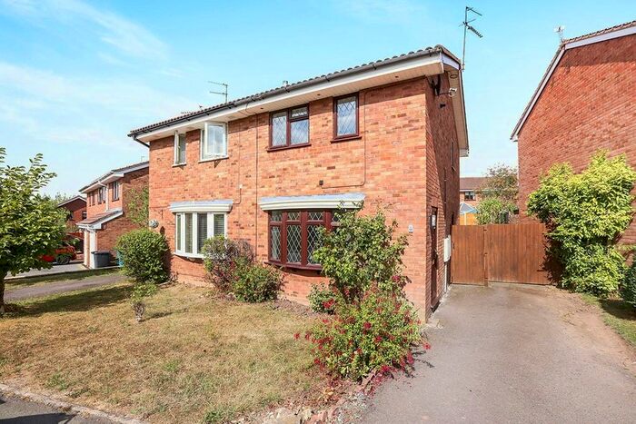 2 Bedroom Semi-Detached House To Rent In Rydal Drive, Perton, Staffordshire, WV6