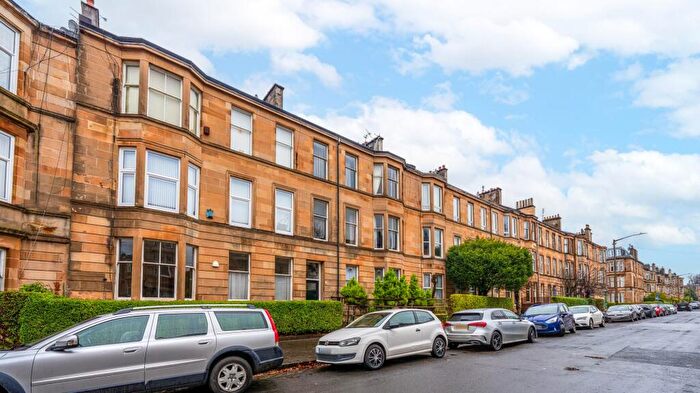 2 Bedroom Flat For Sale In Leven Street, Flat /, Pollokshields, Glasgow, G41