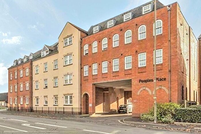 2 Bedroom Apartment To Rent In Warwick Road, Banbury, OX16