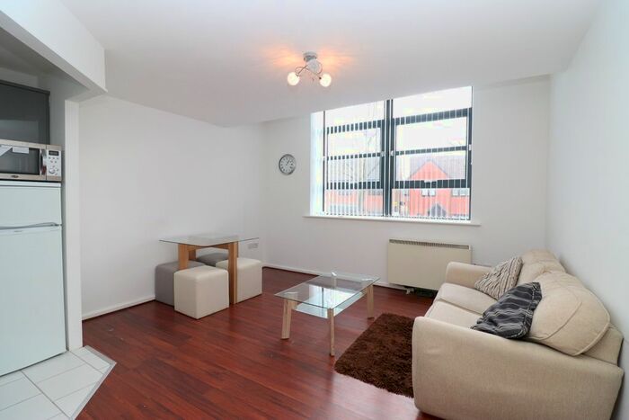 2 Bedroom Flat To Rent In Goodman Street, Birmingham, B1
