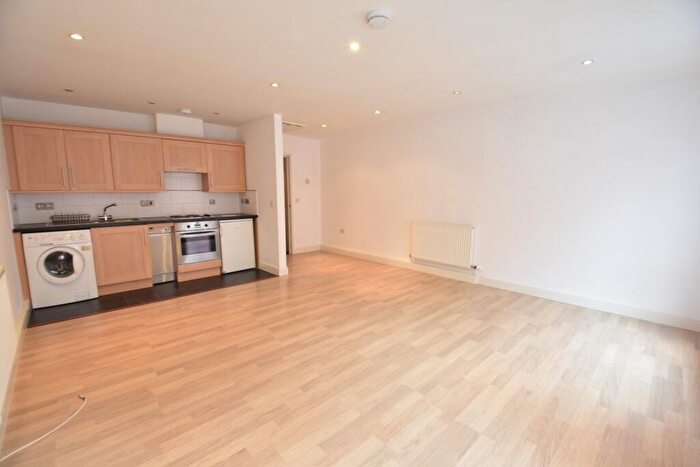 Studio To Rent In Auction House Courtyard, John Street, Luton, Bedfordshire, LU1