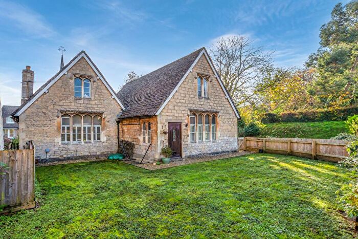 3 Bedroom Detached House For Sale In Cam Pitch, Cam, GL11