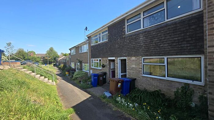 2 Bedroom Terraced House To Rent In Winters Way, Bloxham, OX15