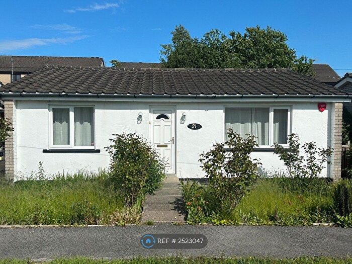 2 Bedroom Bungalow To Rent In Princess Avenue, Lancaster, LA1