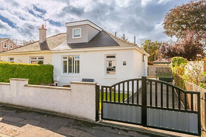 2 Bedroom Semi-Detached Bungalow For Sale In Moredun Park Gardens, Moredun, Edinburgh, EH17