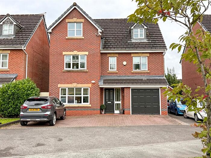 5 Bedroom Detached House For Sale In Moorefields View, Stoke-On-Trent, ST6