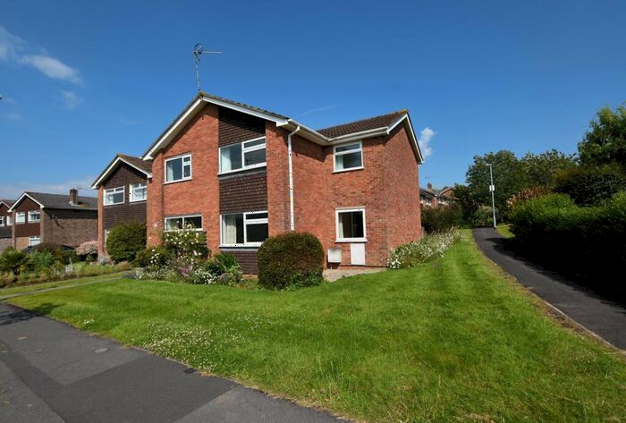4 Bedroom Detached House For Sale In Greenslade Gardens, Nailsea, Bristol, BS48