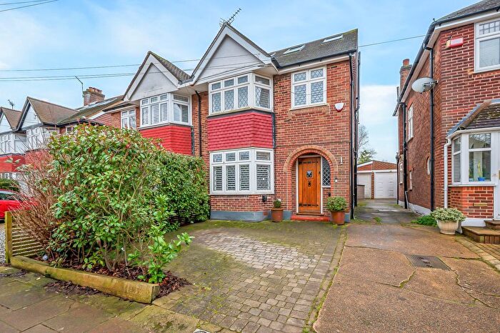 5 Bedroom Semi Detached House For Sale In Empress Drive, Chislehurst, BR7