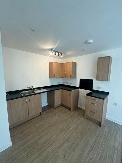 1 Bedroom Flat To Rent In Queens Park Walk, Bolton, BL1