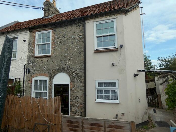 2 Bedroom Cottage To Rent In Mill Lane, Thetford, IP24