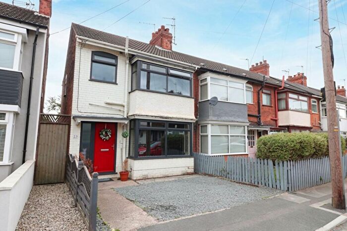 3 Bedroom End Of Terrace House For Sale In Etherington Drive, Hull, HU6