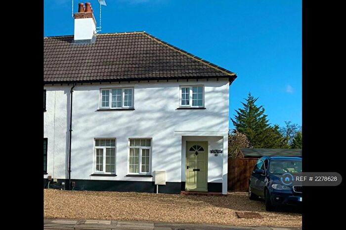 4 Bedroom Semi-Detached House To Rent In Stoke Road, Guildford, GU1