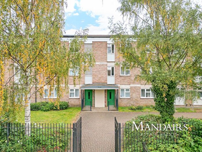 2 Bedroom Flat For Sale In Kesteven Walk, Peterborough, PE1