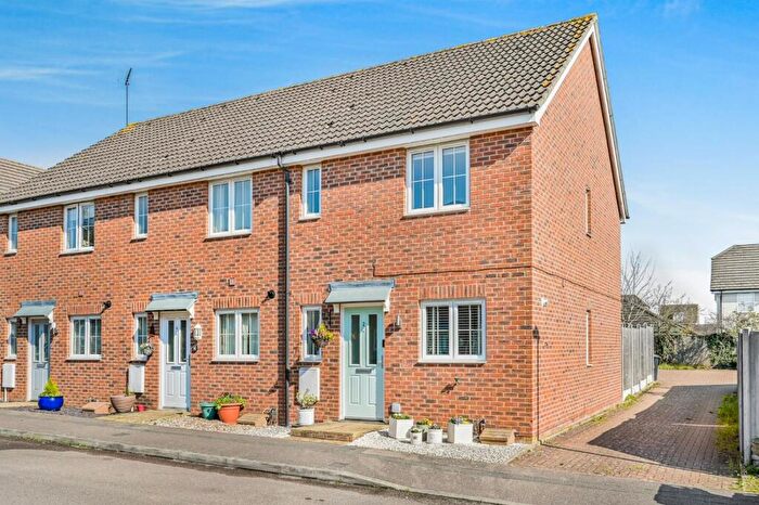 2 Bedroom End Of Terrace House For Sale In Mortymer Close, Little Canfield, Dunmow, Essex, CM6