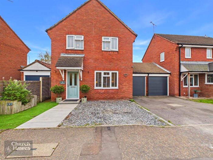 3 Bedroom Link Detached House For Sale In Littlecroft, South Woodham Ferrers, Chelmsford, CM3