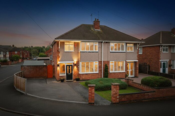 3 Bedroom Semi-Detached House For Sale In Yarningale Road, CV3