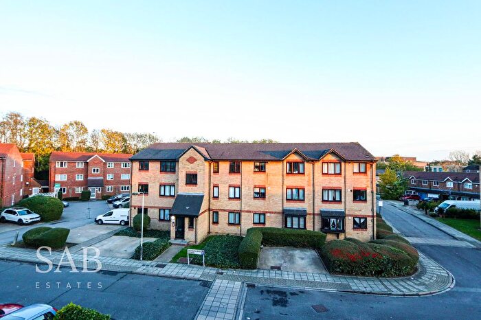1 Bedroom Flat To Rent In Dehavilland Close, Northolt, UB5