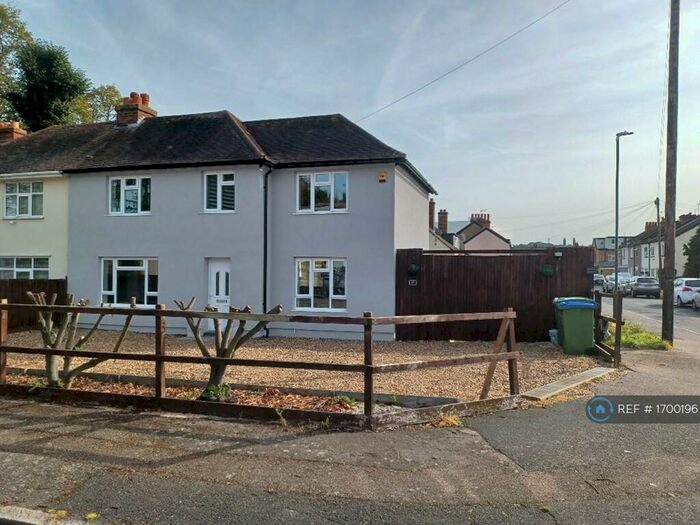 3 Bedroom Semi-Detached House To Rent In Haven Close, Sidcup, DA14