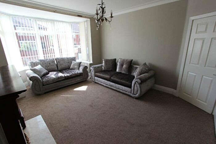 3 Bedroom Semi-Detached House To Rent In Plunket Road, Doncaster, DN2