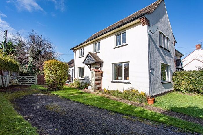 3 Bedroom Semi-Detached House For Sale In Chatham Place, Curry Rivel, Langport, TA10