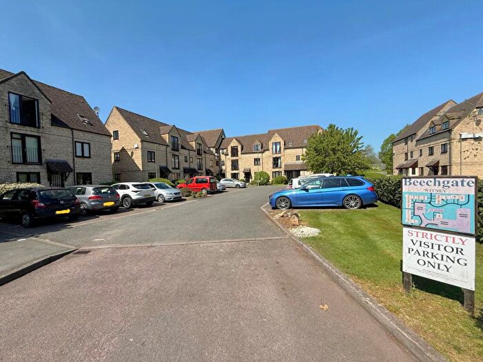 3 Bedroom Apartment To Rent In Beechgate, Witney, OX28