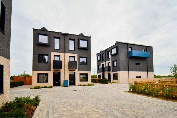 3 Bedroom Semi-Detached House For Sale In Lockhart Way, Northstowe, Cambridge, CB24