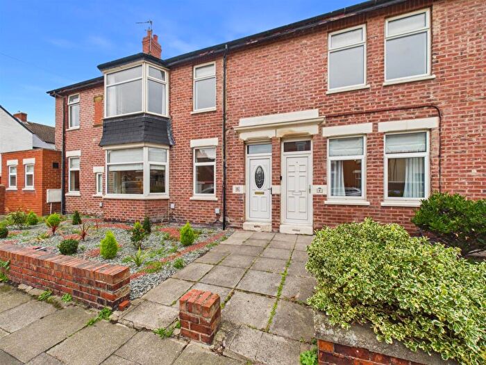 2 Bedroom Apartment For Sale In Alma Place, Whitley Bay, NE26