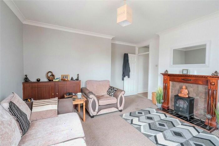 2 Bedroom Apartment To Rent In Poplar Road, Cleethorpes, Lincolnshire, DN35