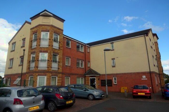 2 Bedroom Flat To Rent In Manorhouse Close, Walsall, WS1