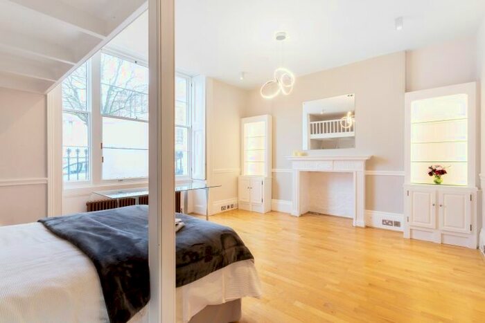 Studio To Rent In Gloucester Terrace, London, W2