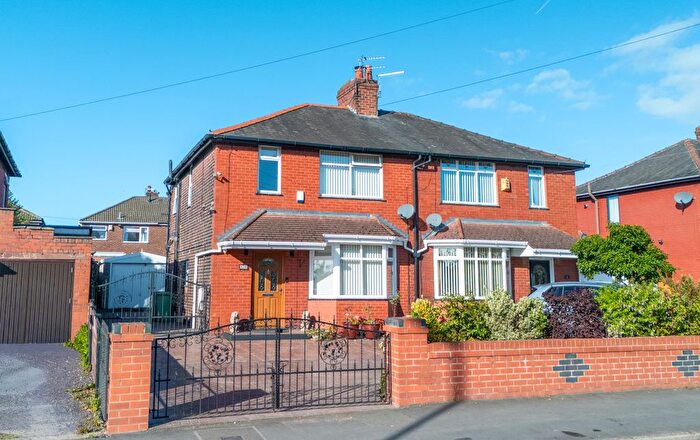 3 Bedroom Semi Detached House For Sale In Victoria Road, Newton-Le-Willows, Merseyside, WA12