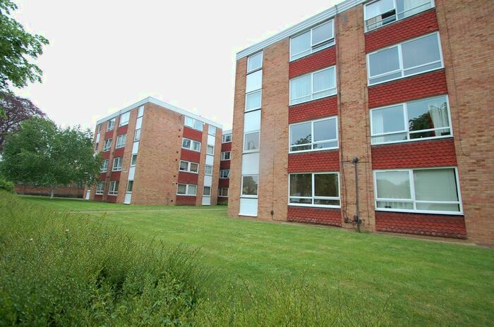 1 Bedroom Flat To Rent In Ashburton Road, Croydon, CR0