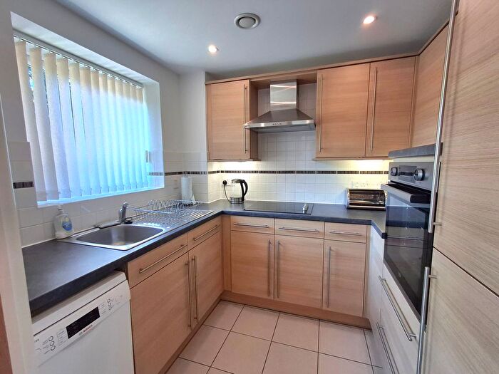 2 Bedroom Property To Rent In Beaconsfield Road, Waterlooville, PO7