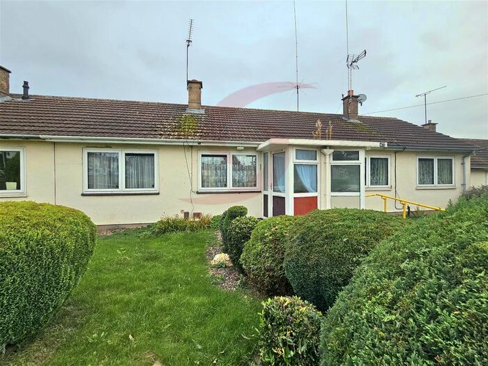1 Bedroom Terraced Bungalow To Rent In Homestone Gardens, Thurncourt, Leicester, LE5