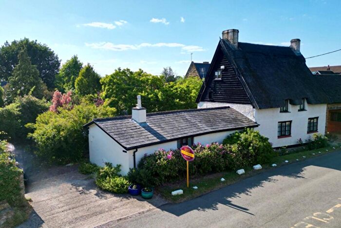 3 Bedroom Cottage For Sale In Manor Road, Kilsby, CV23