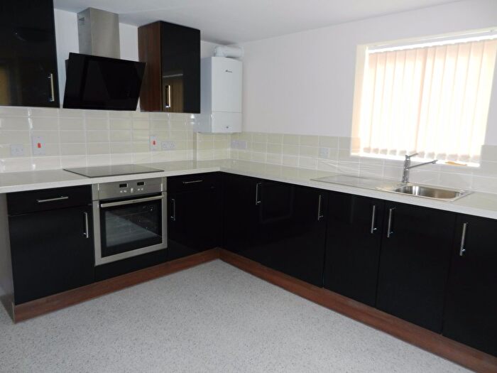 2 Bedroom Flat To Rent In Norcot Road, Tilehurst, Reading, RG30