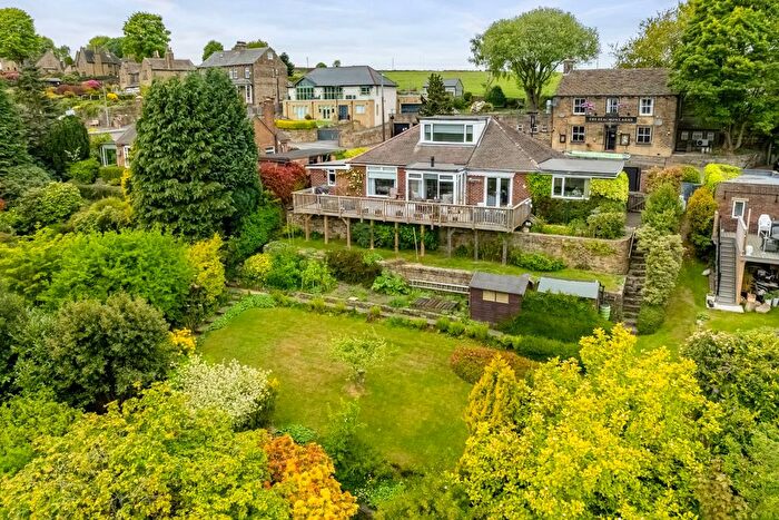 3 Bedroom Bungalow For Sale In Meltham Road, Netherton, Huddersfield, HD4
