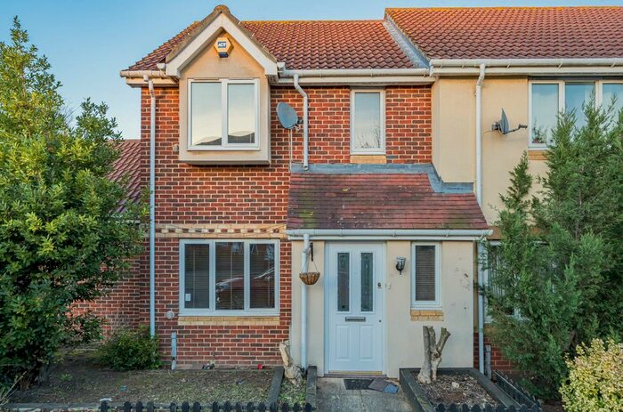 3 Bedroom End Of Terrace House To Rent In Martin Street, London, SE28