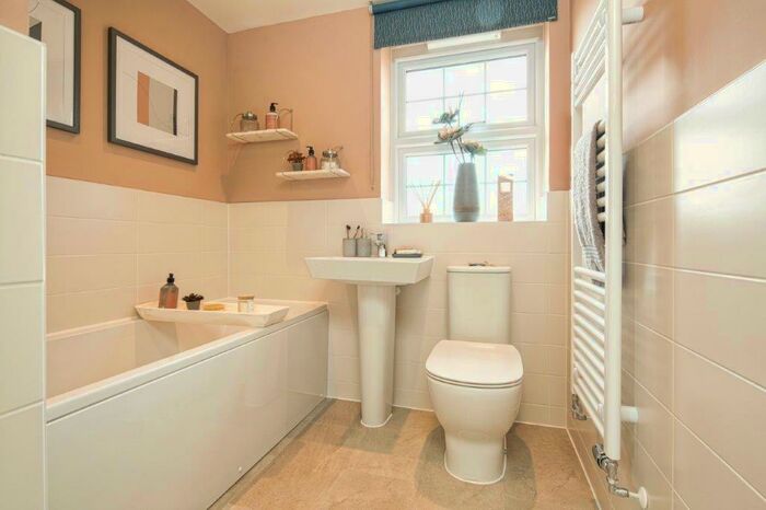 4 Bedroom Detached House For Sale In Morgan Gate, Abingdon, Oxfordshire, OX14